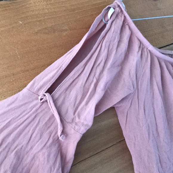 Off the shoulder blouse - Picture 2 of 2